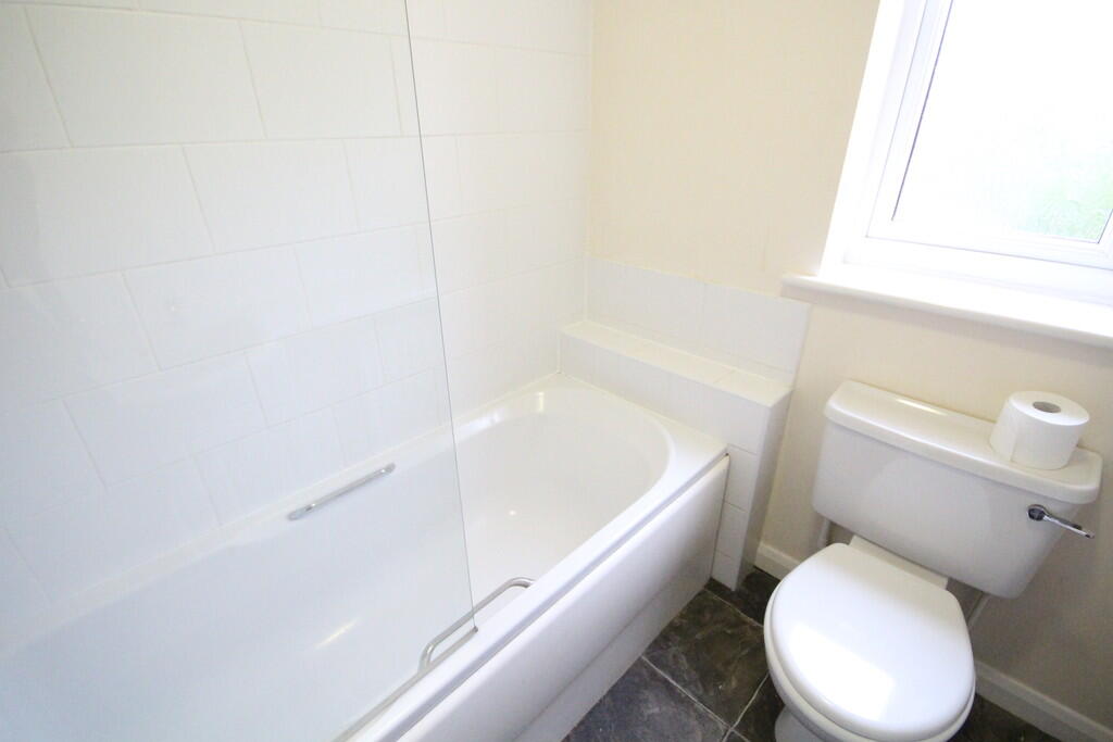 House in Preston - View 4