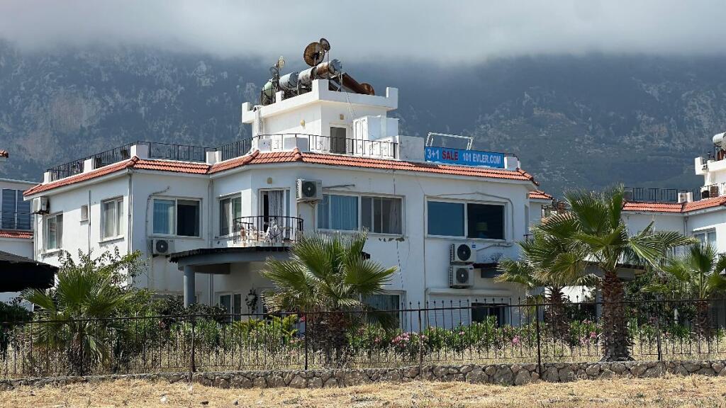 Main image of property: Lapta