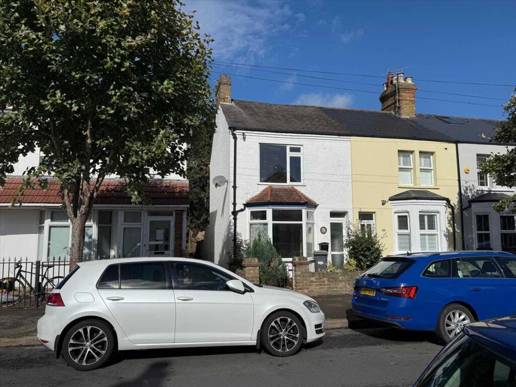 3-bed terraced on Tachbrook Road, Feltham, £385,000