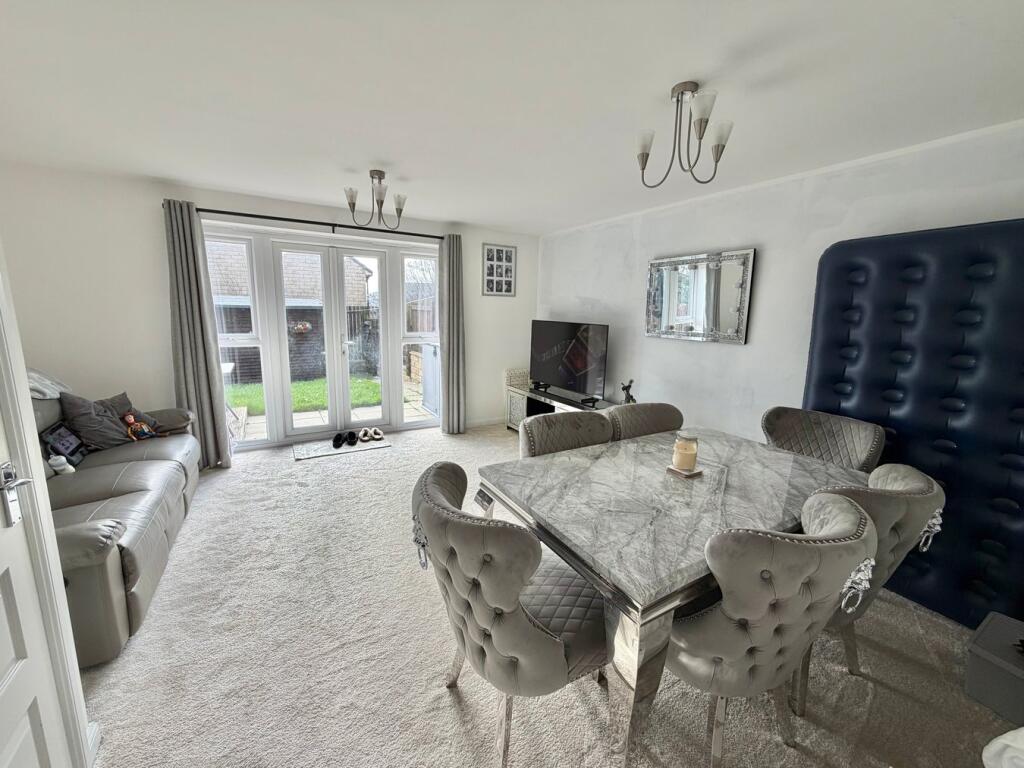 Beacon Hill, Keighley, BD22 photo 3