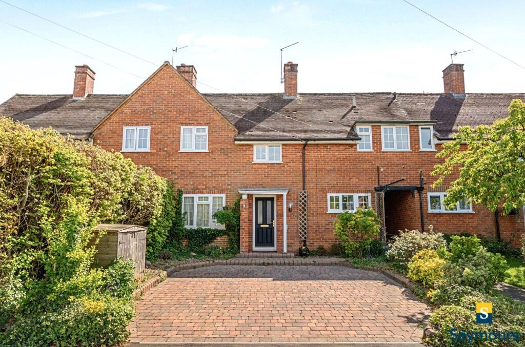 Main image of property: Tillingbourne Road, Shalford, Surrey, GU4
