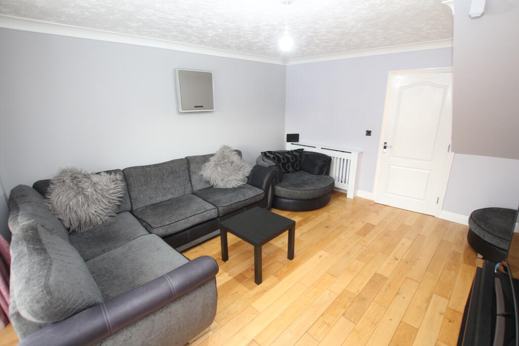 Elder Close, Witham St Hughs, LN6 photo 3