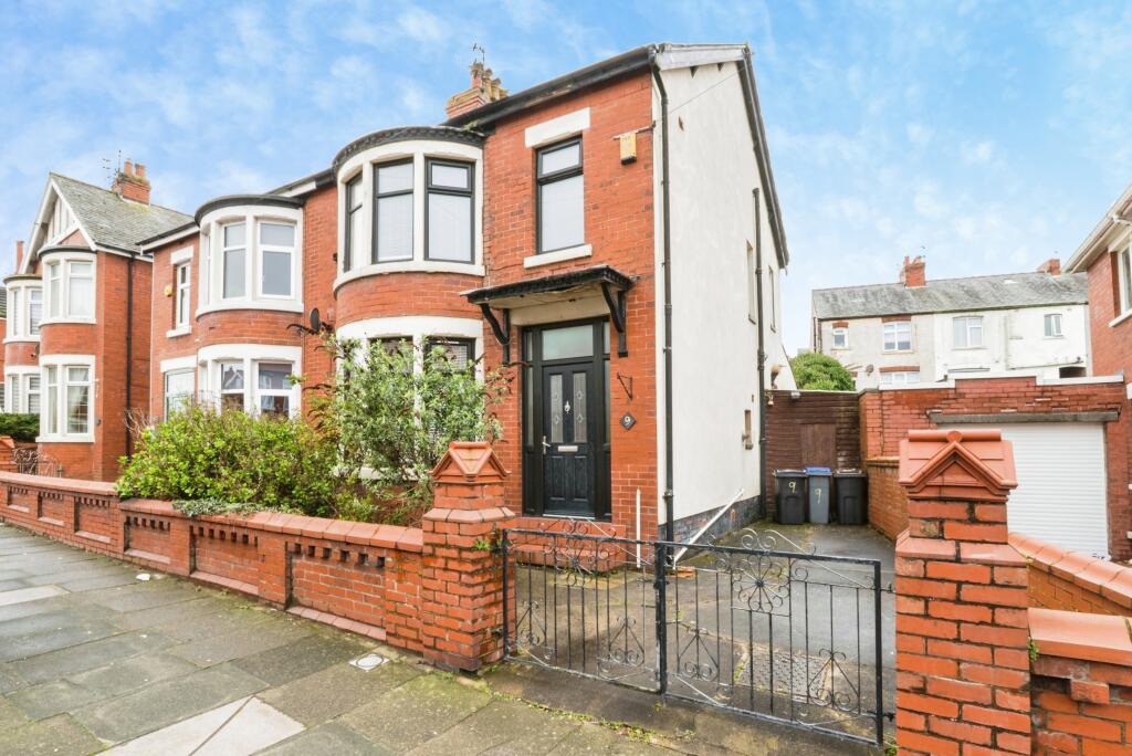 Main image of property: Collingwood Avenue, Blackpool, FY3