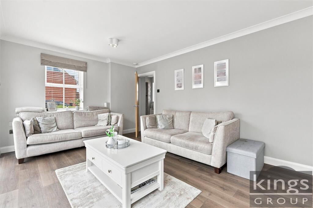 House in Harlow, Church Langley - View 5