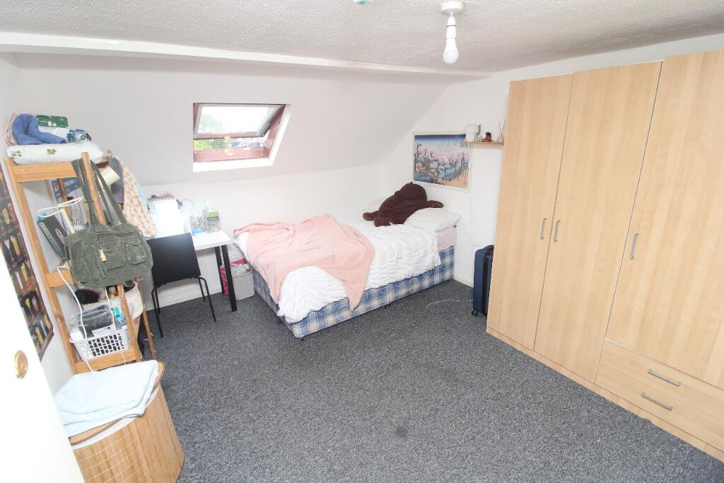 Main image of property: Erleigh Road, Reading, RG1