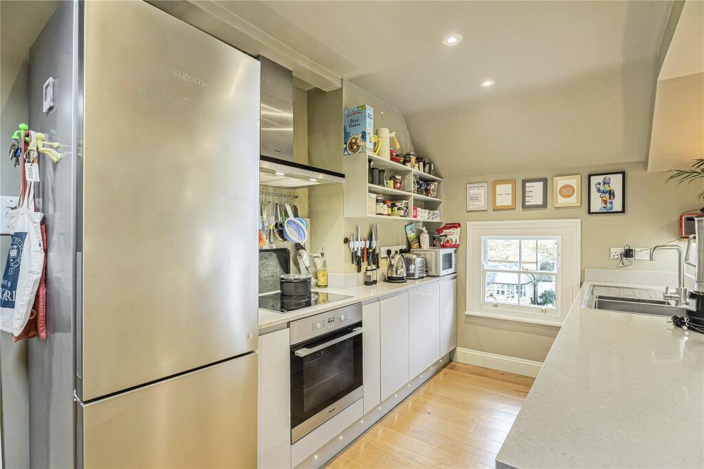 Apartment in Oxford - View 4
