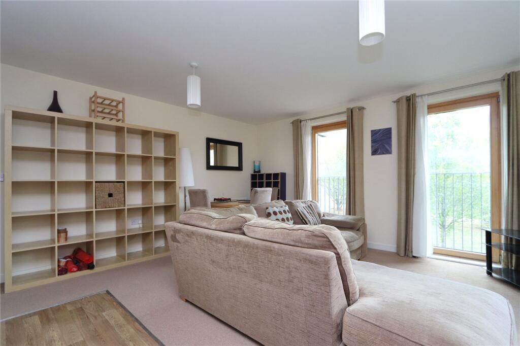 Apartment in Milton Keynes, Central Milton Keynes - View 2