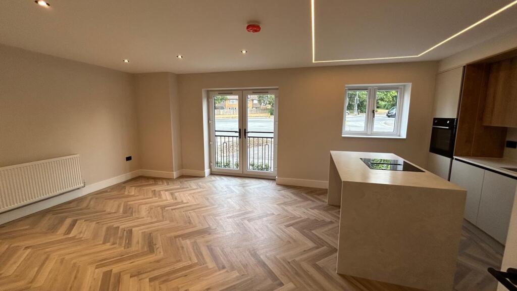 Apartment in Nottingham, Daybrook - View 2