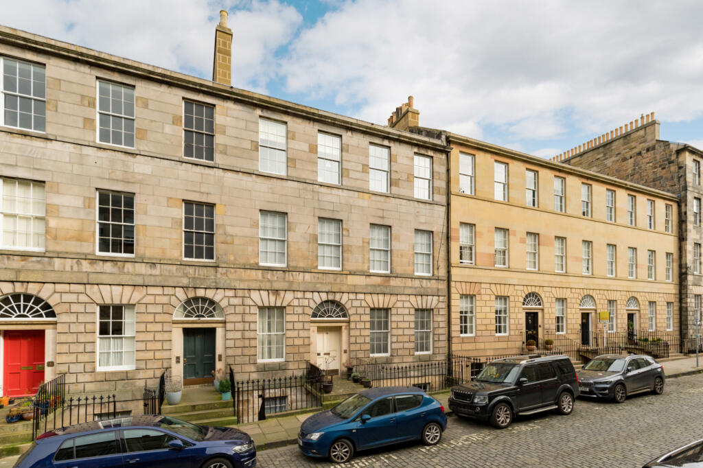Main image of property: Clarence Street, Edinburgh, EH3 5AE