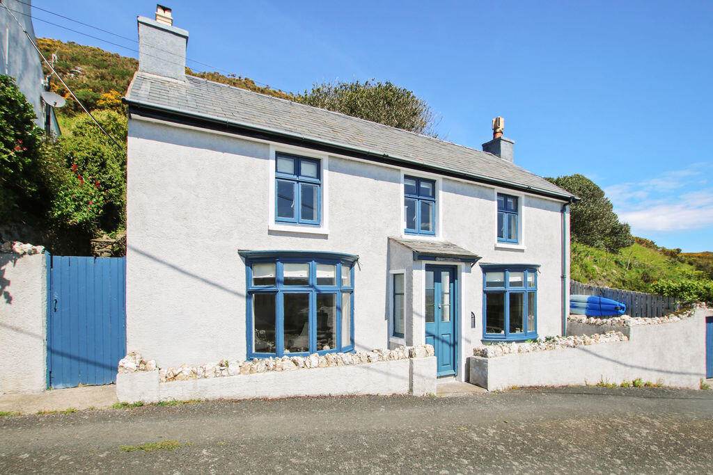 3-bed house on Bradda Cottage, Tower Road, Port Erin, £465,000