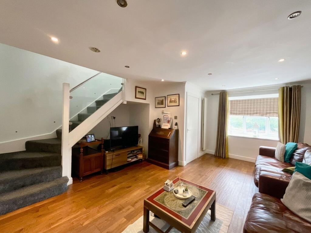 House in Stoke-on-Trent - View 2