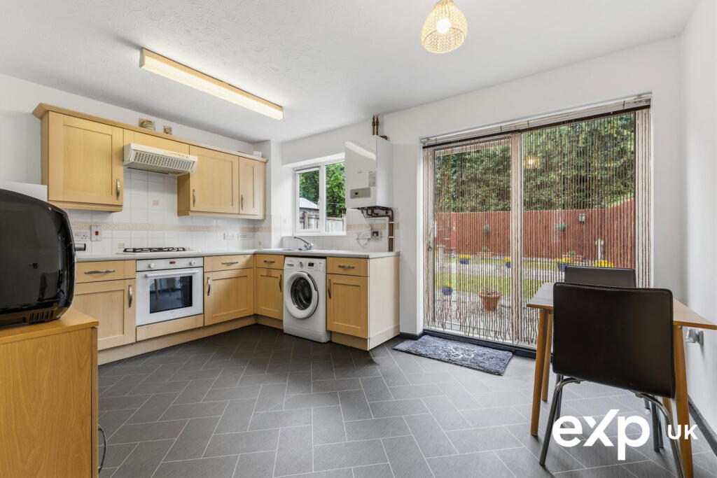 House in Bolsover, Shirebrook - View 2