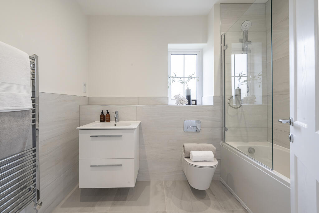 House in St Albans, Redbourn - View 4