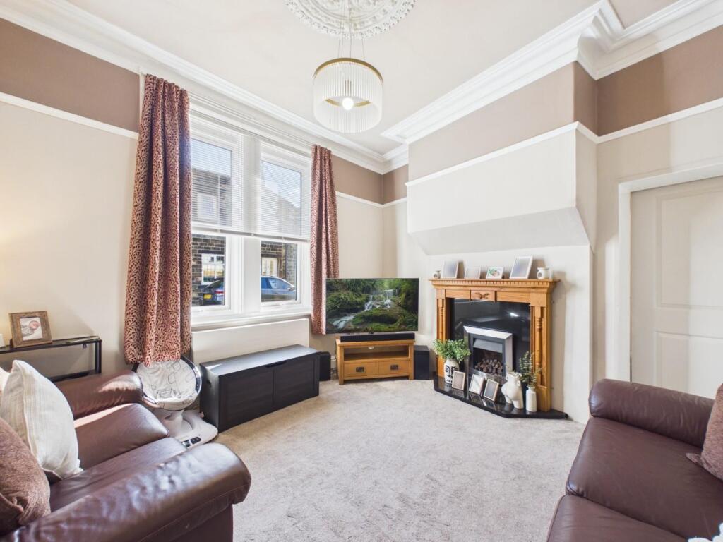 House in Bradford - View 3