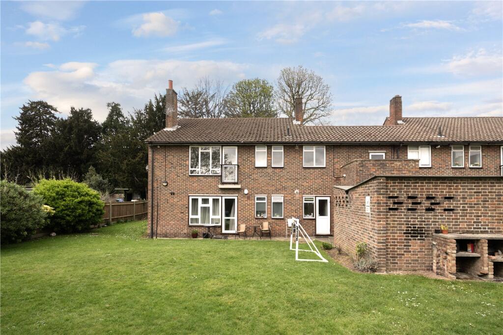 Main image of property: Syon Lane, Isleworth, TW7