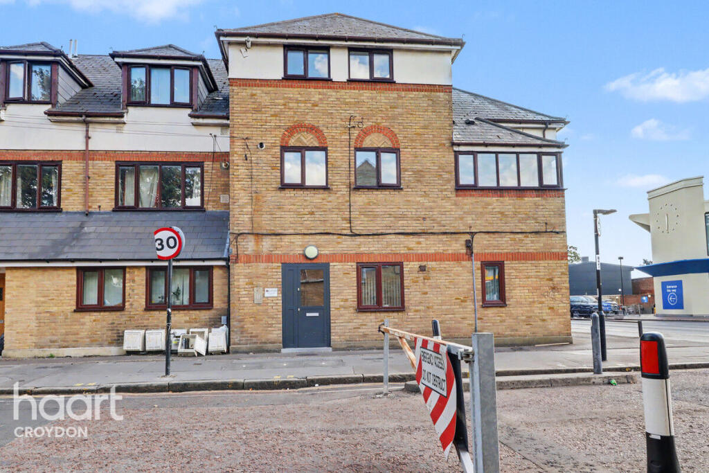 Apartment in Croydon - View 2