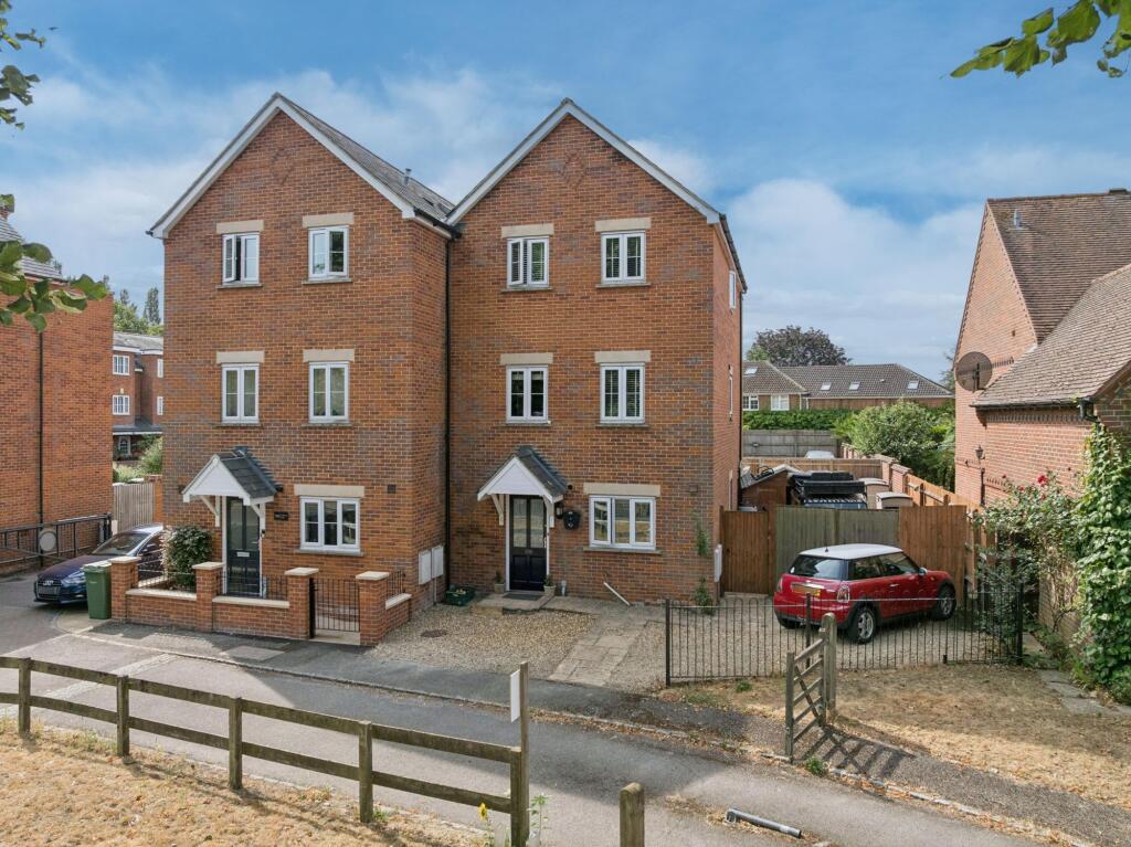Main image of property: Caldecott Road, Abingdon, OX14