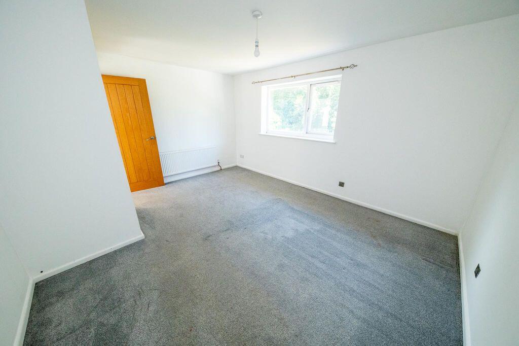 Shaftesbury Avenue, Purbrook - View 6