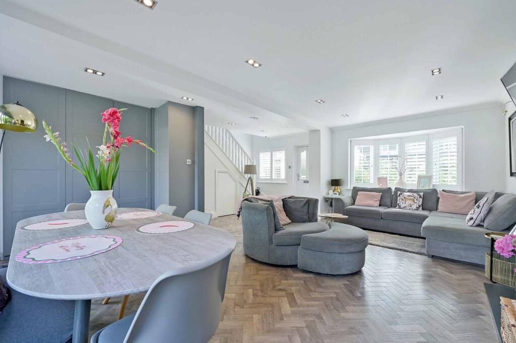 House in Bray, Moneyrow Green - View 4