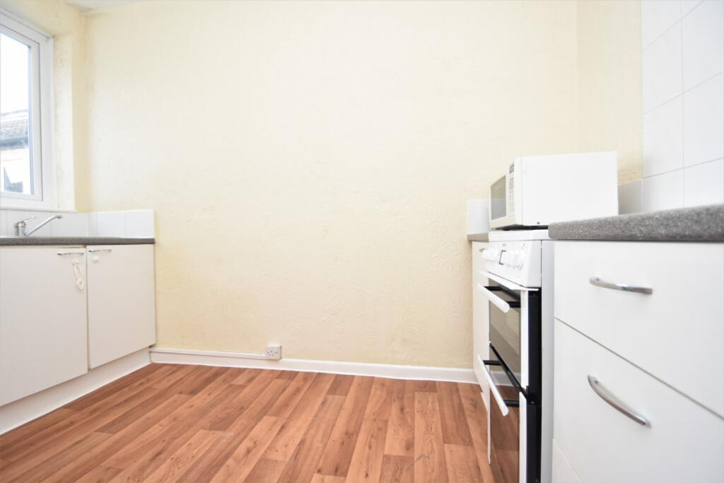 Apartment in Portsmouth - View 3