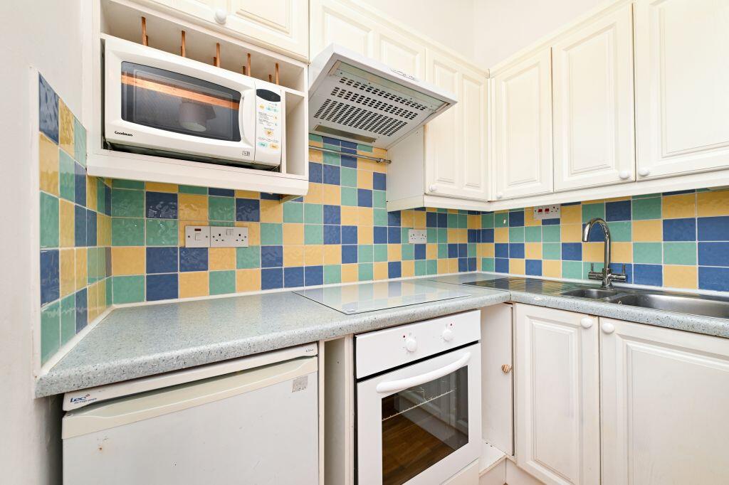 Apartment in Edinburgh, Marionville, Craigentinny/Meadowbank - View 5