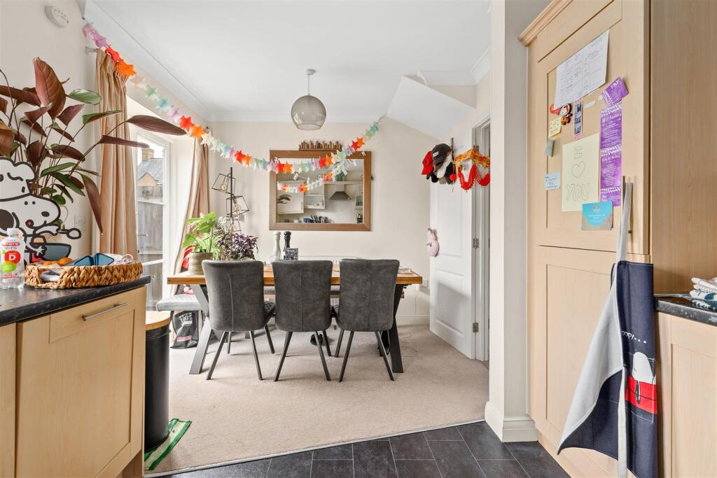 House in Stevenage - View 4