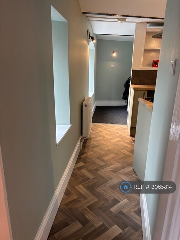 Apartment in Shepton Mallet, Somerset - View 5