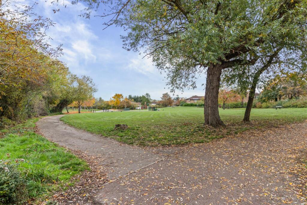 House in Milton Keynes, Two Mile Ash, Abbey Hill - View 2