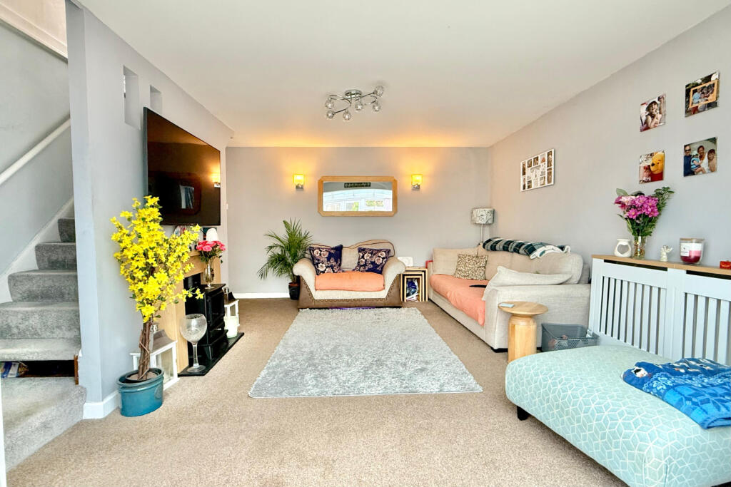 House in New Forest, Ringwood - View 3
