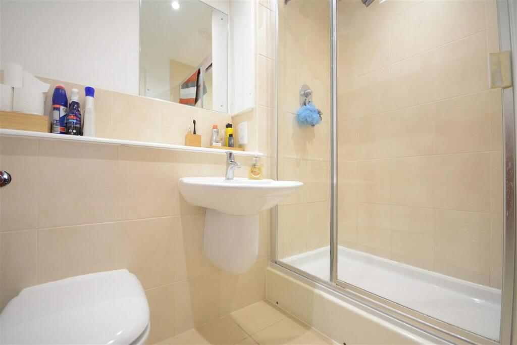 Apartment in Nottingham, Hockley, The Meadows - View 5
