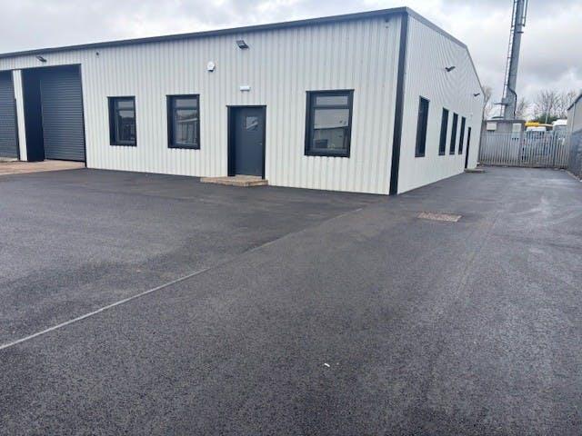 32 Viking Road 2.jpg