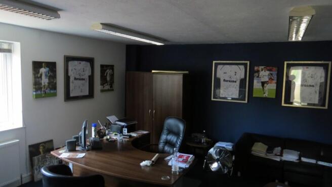 Photo 4