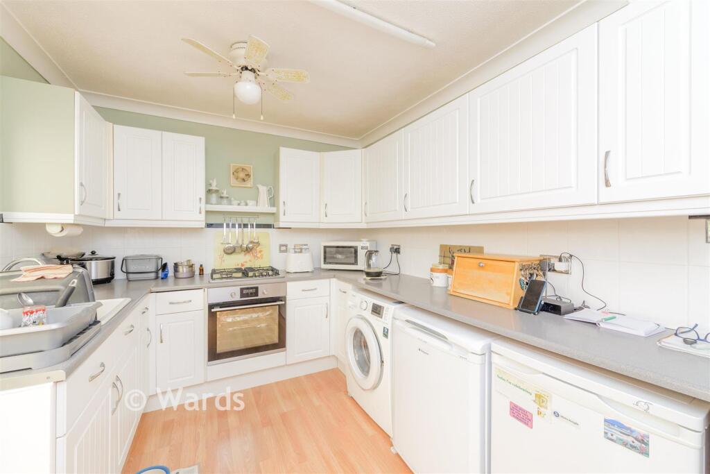 House in Chatham, Snodhurst - View 5
