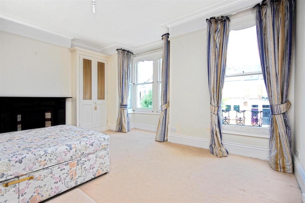 House in London, Brondesbury Park, Queen's Park - View 4