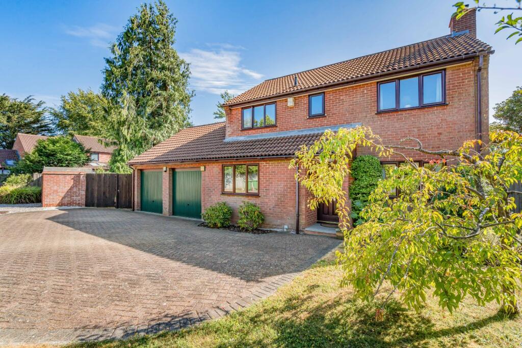 Main image of property: Fairlight Gardens, Four Marks, Alton, Hampshire