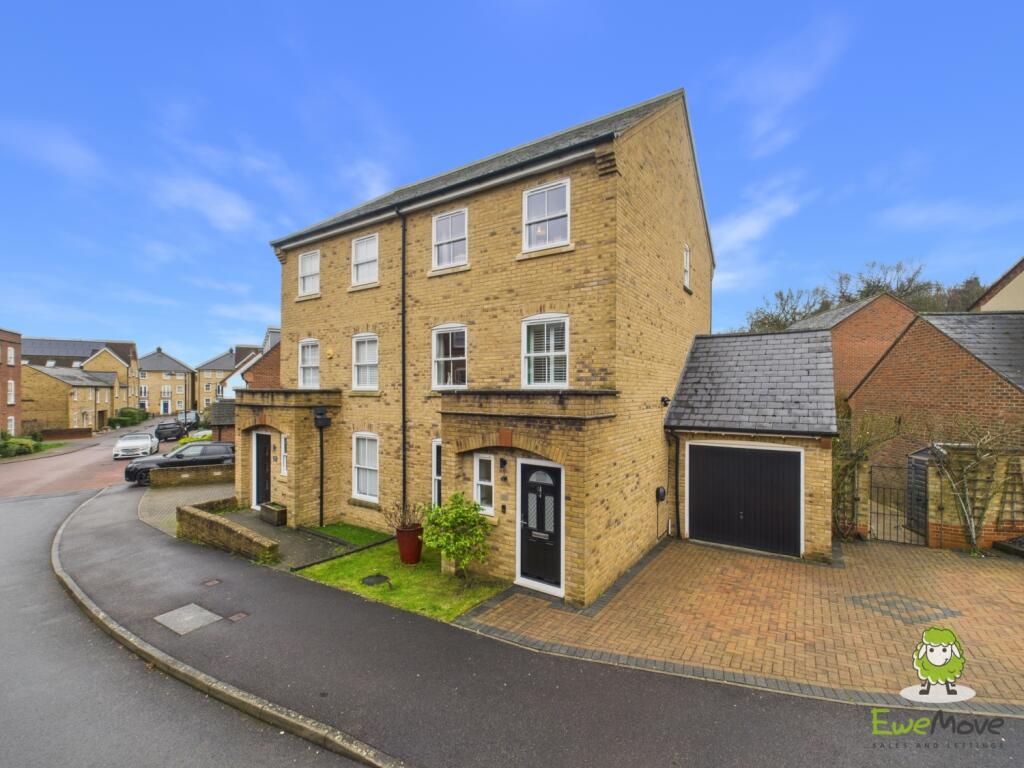 Main image of property: Avington Way, Sherfield-on-Loddon, Hook, Hampshire, RG27