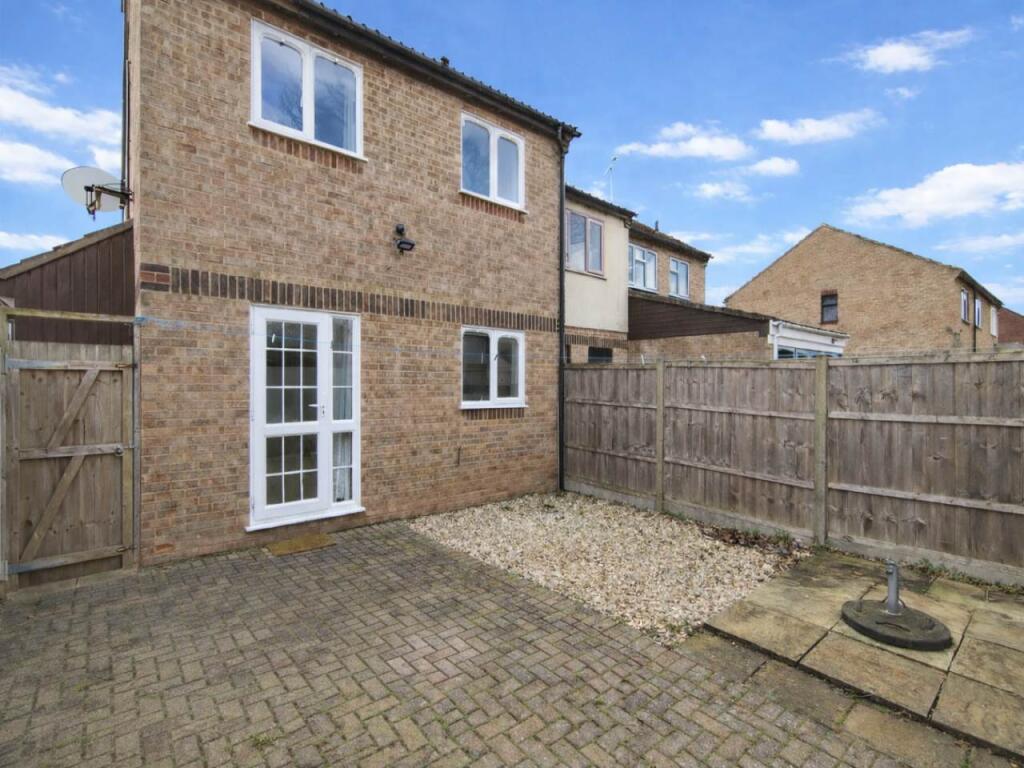 Main image of property: Lavender Close , Thornbury, South Gloucestershire