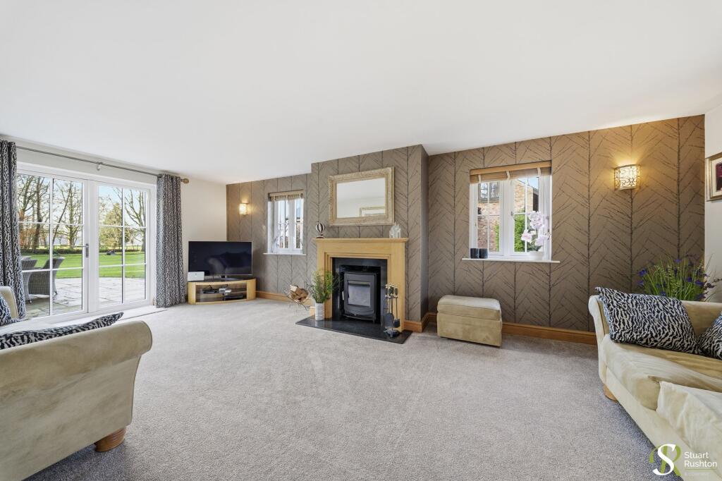 Bollington Lane, Nether Alderley, SK10 photo 4