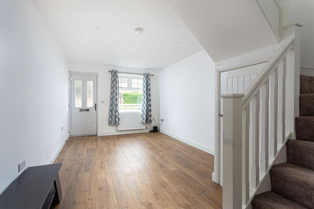 St. James Close, York, YO30 photo 3