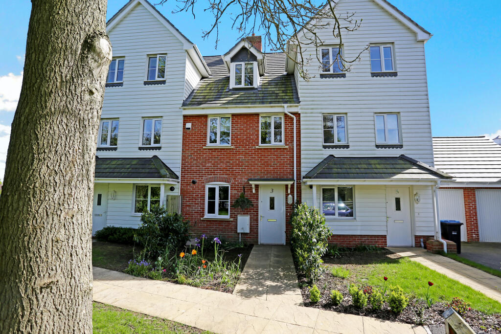 Main image of property: Cedar Avenue, Cuckfield, RH16