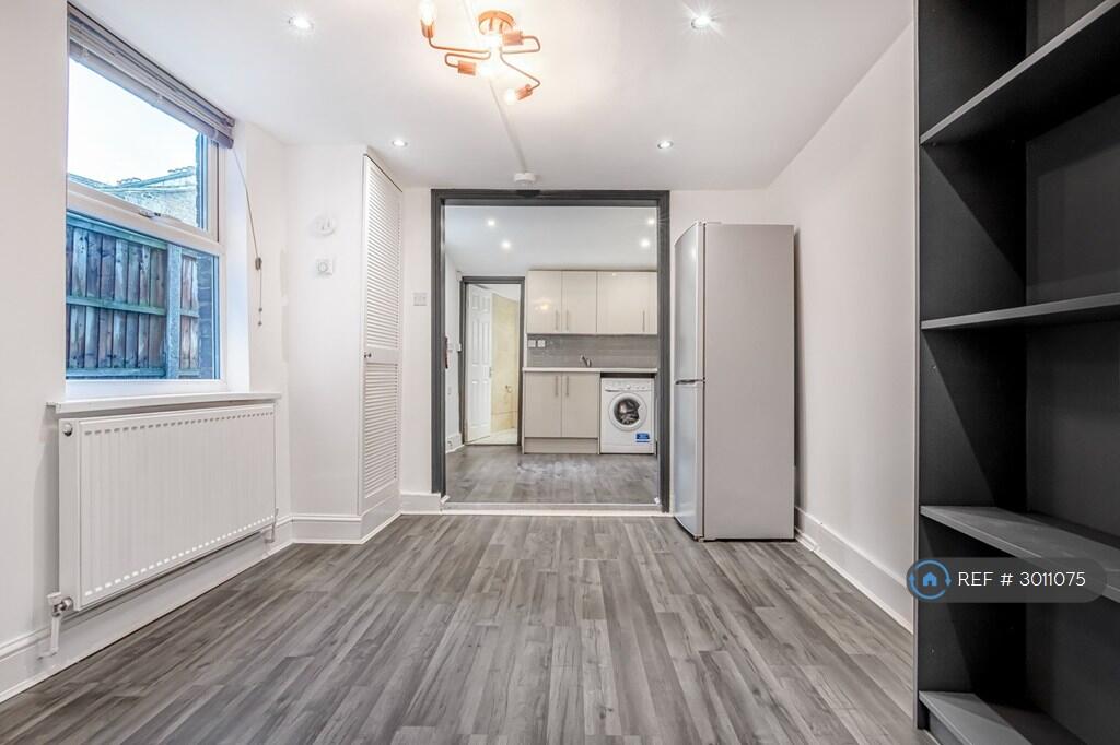 Main image of property: Kenworthy Road, London, E9