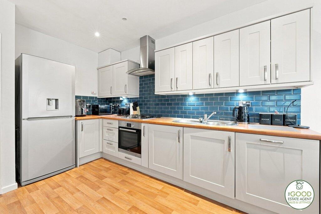 Apartment in Stockport, Handforth - View 4