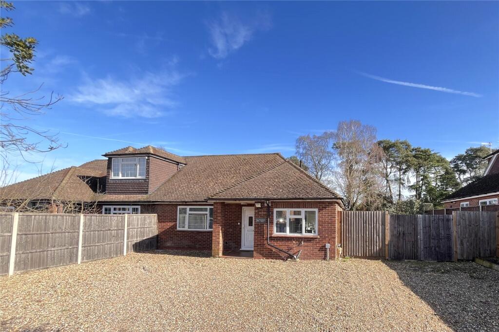 3-bed house on Bowenhurst Road, Church Crookham, Fleet, Hampshire, GU52, £550,000