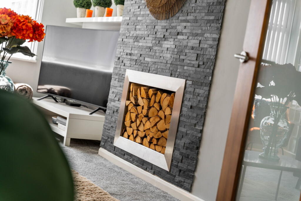 House in Bury, Greater Manchester - More