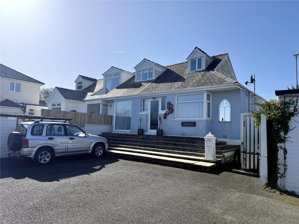 Main image of property: Pen Y Graig, Llanbedrog, Gwynedd, LL53