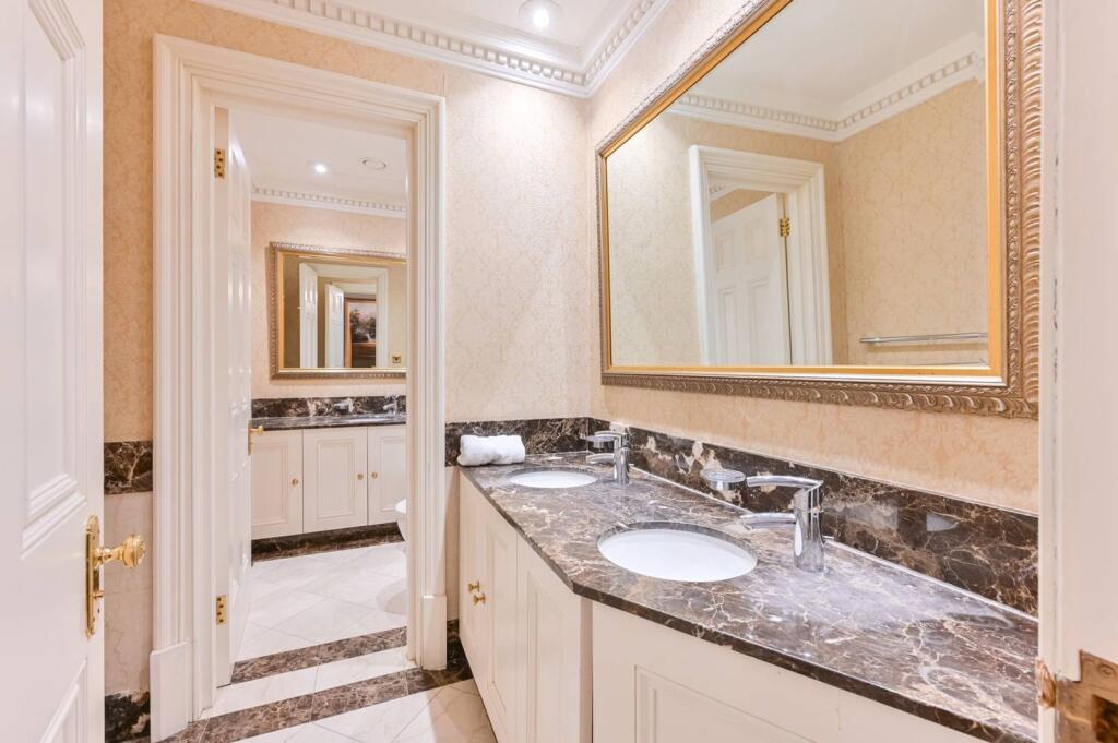 4 bedroom flat for rent