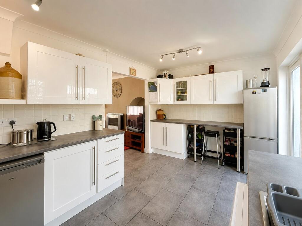 House in Solihull, West Midlands - View 5