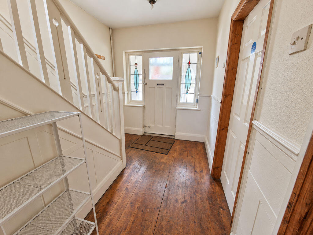 House in Nottingham - View 4
