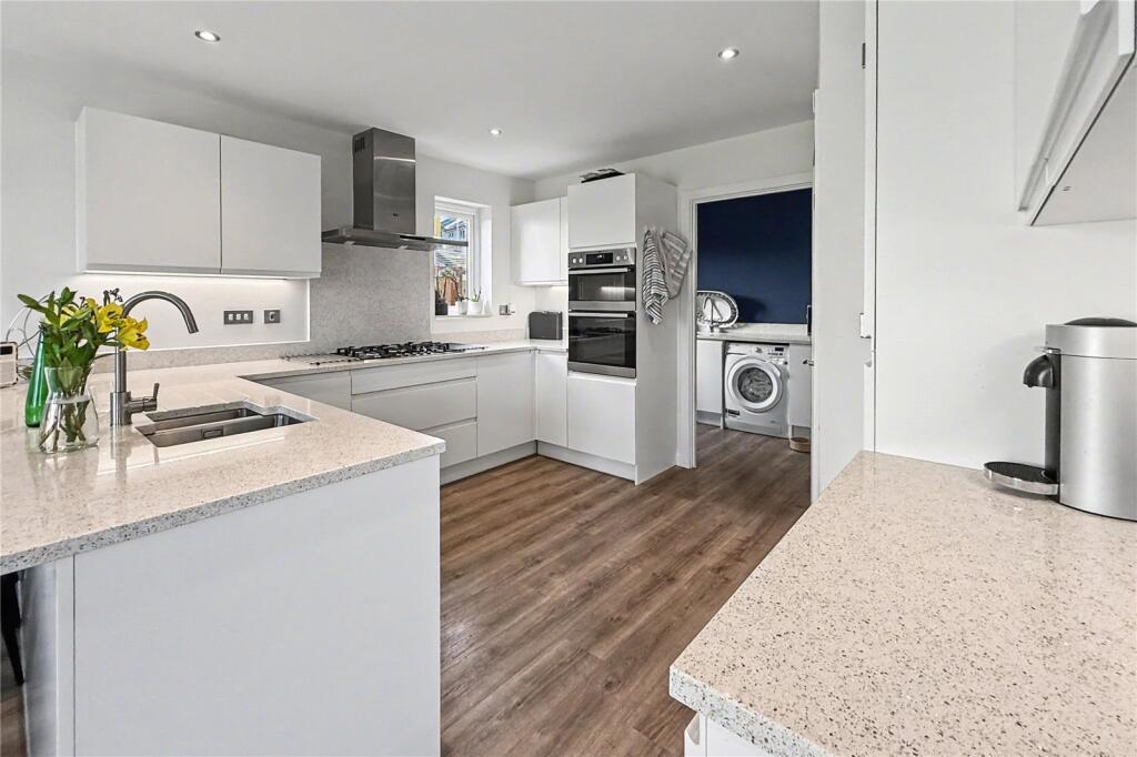 Maple Grove, Ivybridge, Devon, PL21 photo 4