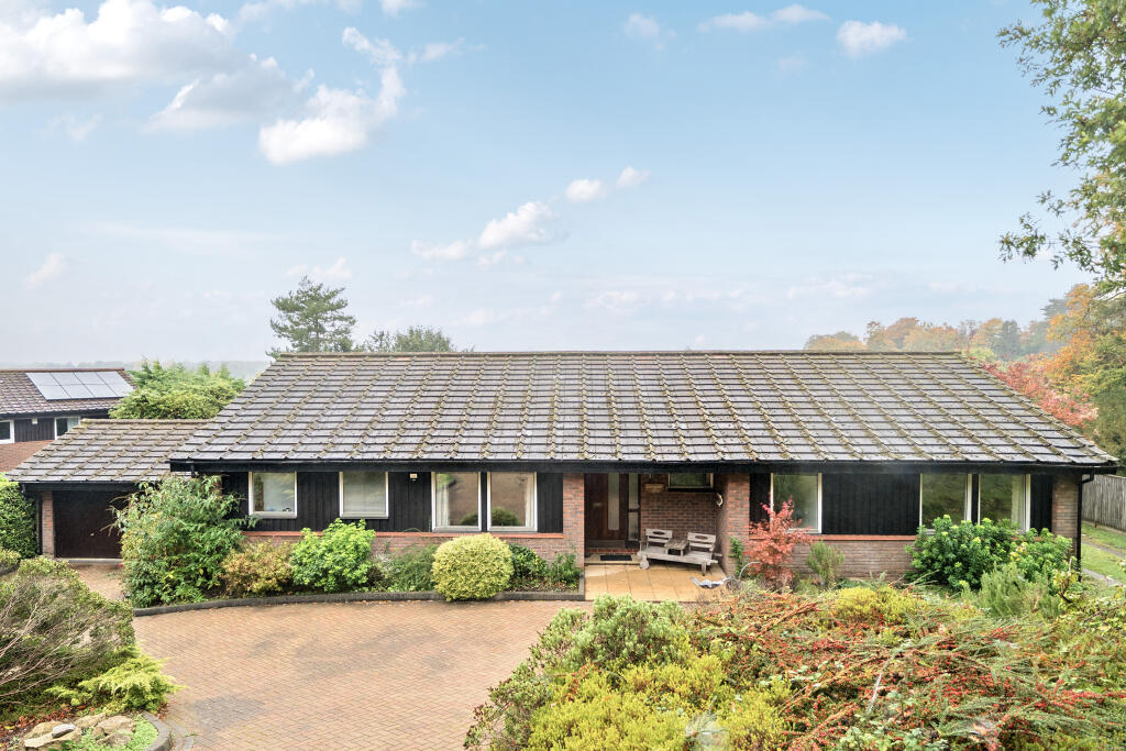 Main image of property: Westview Road, Warlingham, CR6